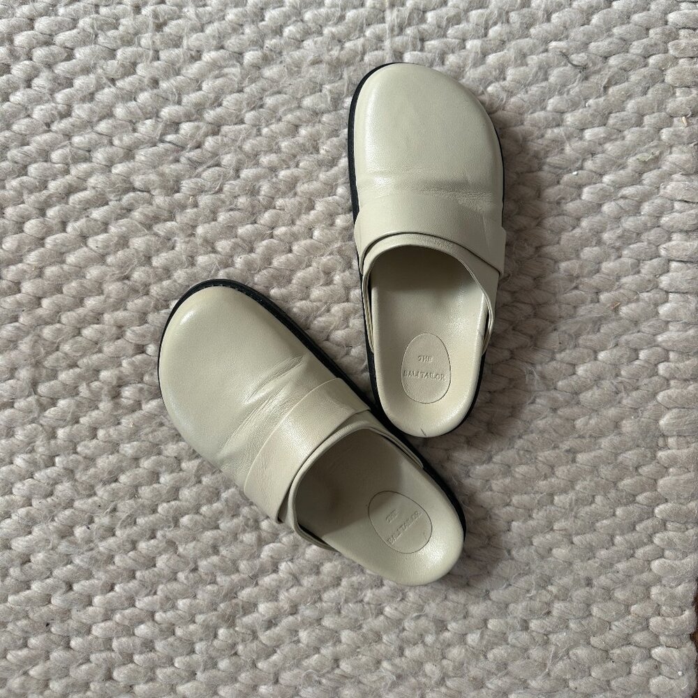 The Bali Tailor leather slides